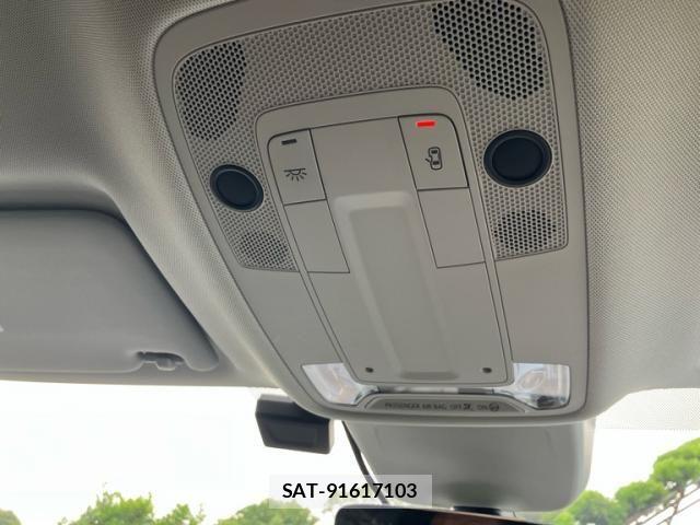 Audi Q3 2020-11 7782719-27