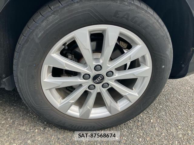 Audi Q3 2023-03 7875361-9