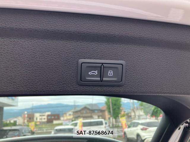 Audi Q3 2023-03 7875361-7