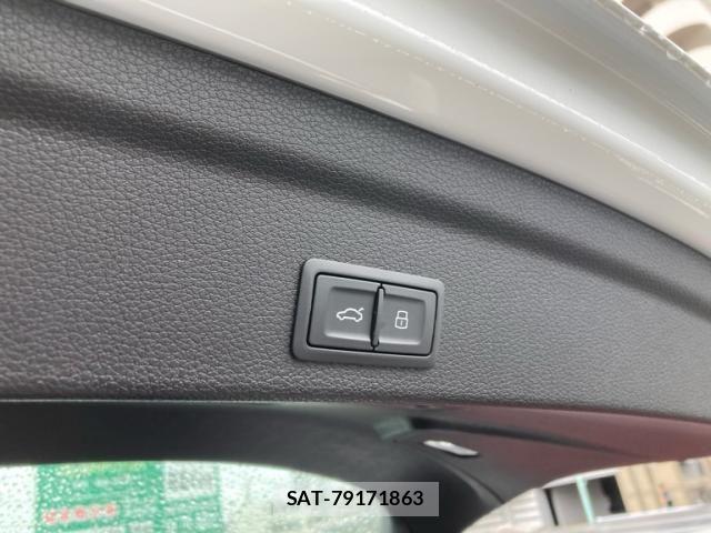 Audi Q3 2021-11 7875359-13