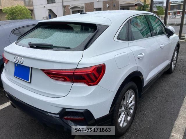 Audi Q3 2021-11 7875359-3