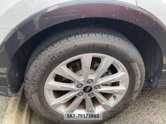 Audi Q3 2021-11 7875359-7