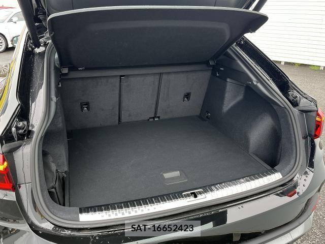 Audi Q3 2025-06 7902266-15