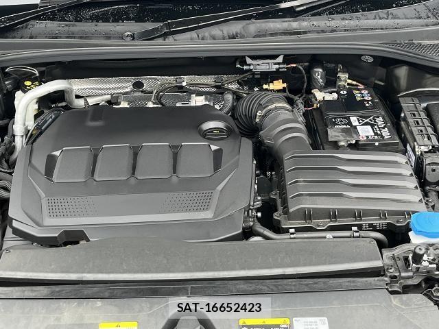 Audi Q3 2025-06 7902266-16