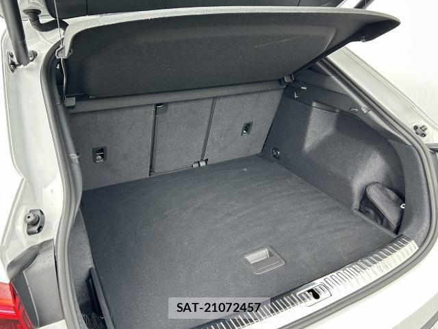 Audi Q3 2024-06 7902265-15