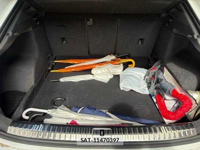 Audi Q3 2021-08 7902267-11