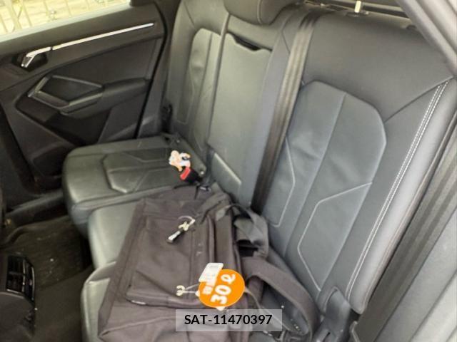 Audi Q3 2021-08 7902267-13