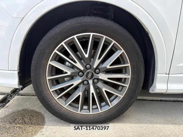 Audi Q3 2021-08 7902267-8