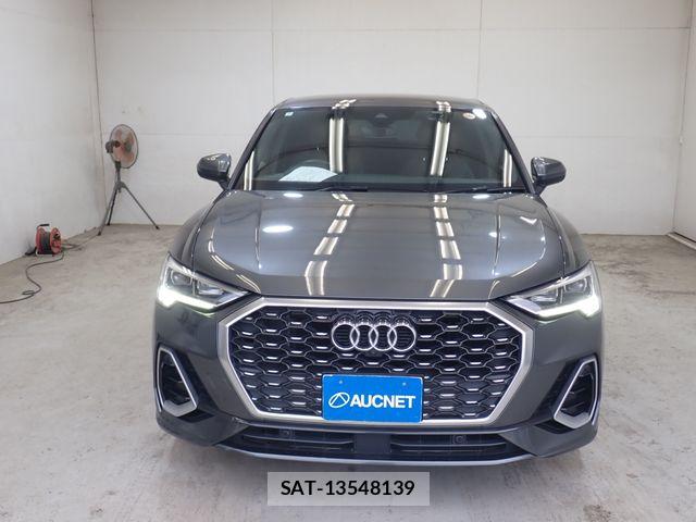 Audi Q3 2021-07 7960565-4