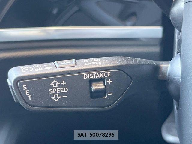 Audi Q3 2023-08 7978560-7
