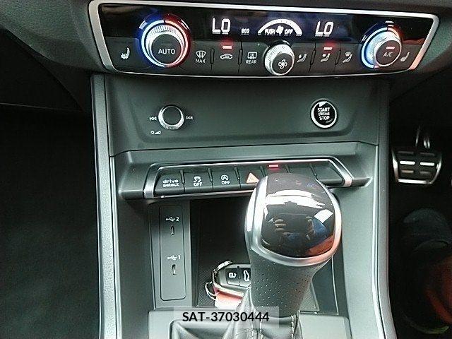 Audi Q3 2022-08 8072917-21