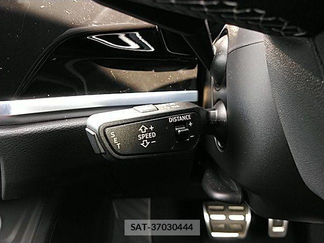 Audi Q3 2022-08 8072917-23