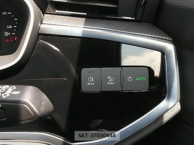 Audi Q3 2022-08 8072917-27