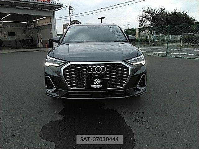 Audi Q3 2022-08 8072917-3