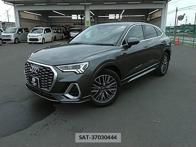 Audi Q3 2022-08 8072917-5