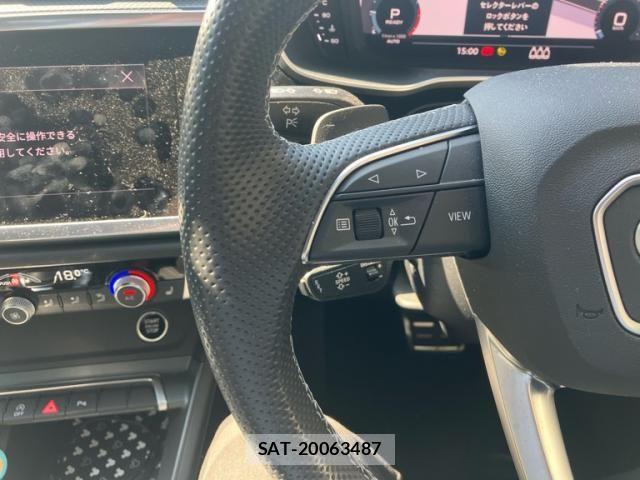 Audi Q3 2021-08 8098070-16