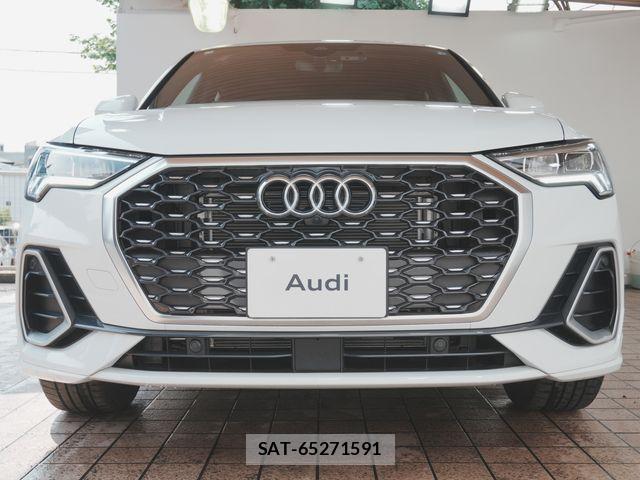 Audi Q3 2025-07 8157990-9