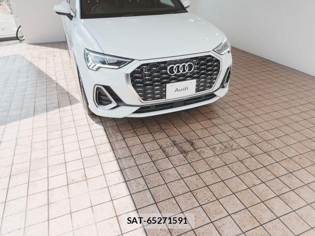 Audi Q3 2025-07 8157990-11
