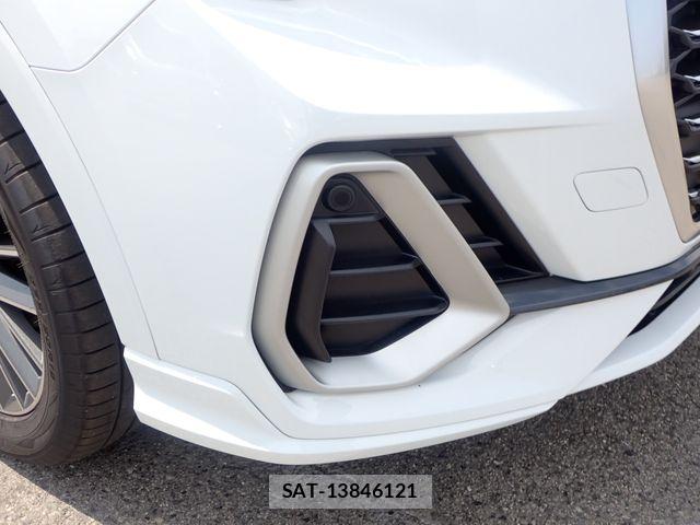 Audi Q3 2020-10 8157984-8