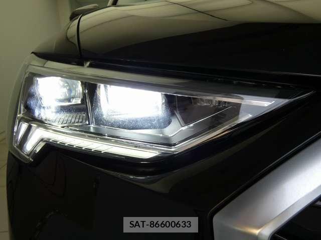Audi Q3 2023-05 8206399-16