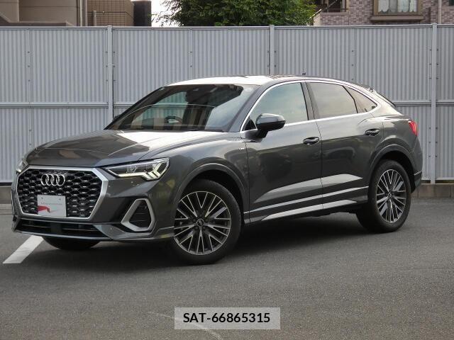 Audi Q3 2021-09 8206398-0