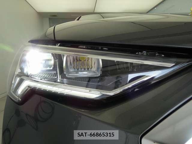 Audi Q3 2021-09 8206398-15