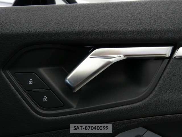 Audi Q3 2024-06 8206397-24