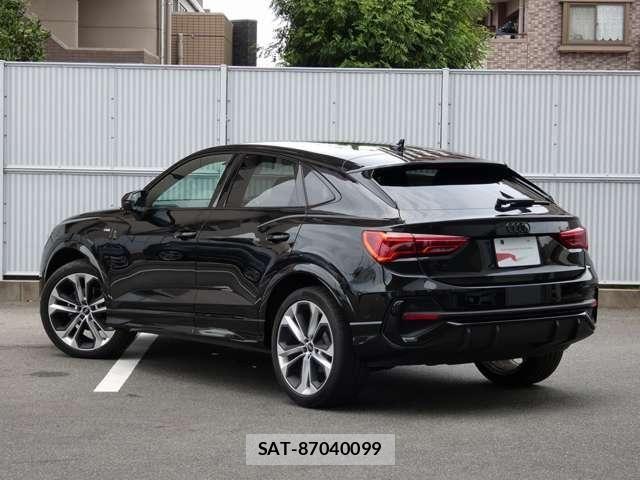 Audi Q3 2024-06 8206397-5