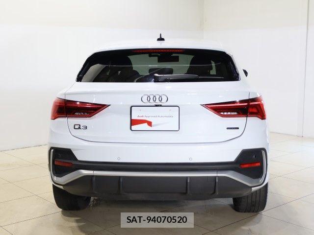 Audi Q3 2021-02 8228950-10
