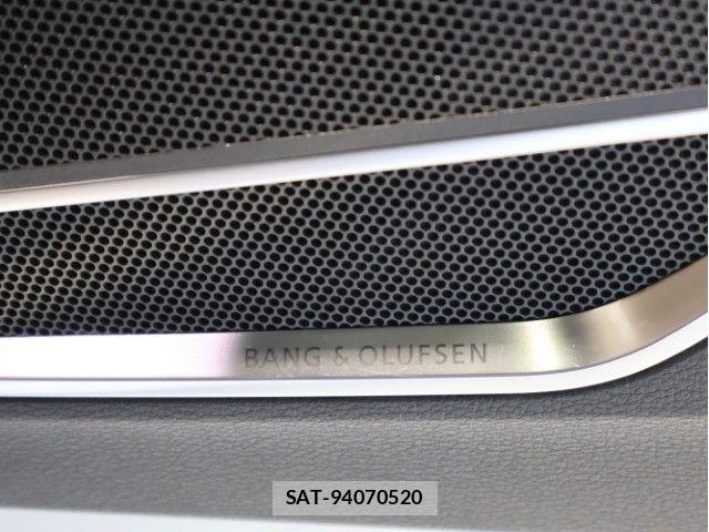 Audi Q3 2021-02 8228950-21