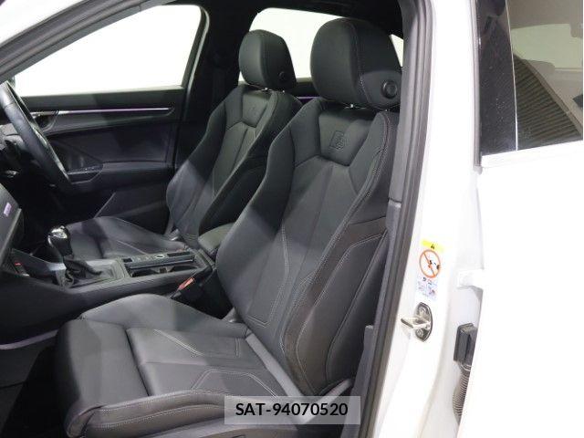 Audi Q3 2021-02 8228950-4