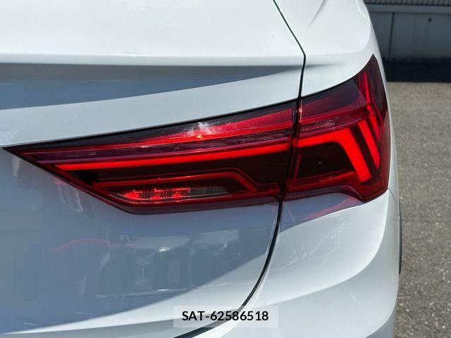 Audi Q3 2023-11 8228949-16
