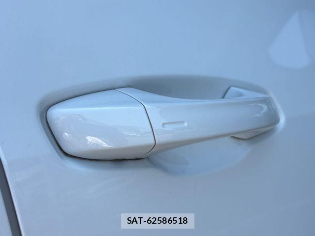 Audi Q3 2023-11 8228949-18