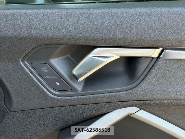Audi Q3 2023-11 8228949-20