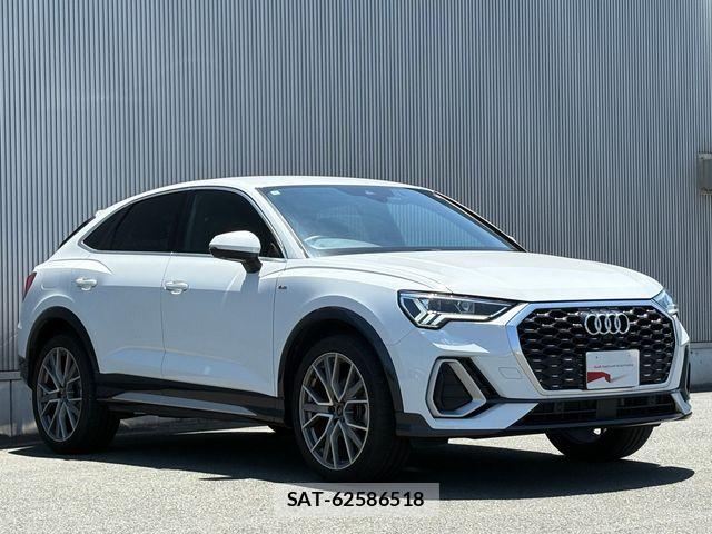 Audi Q3 2023-11 8228949-2