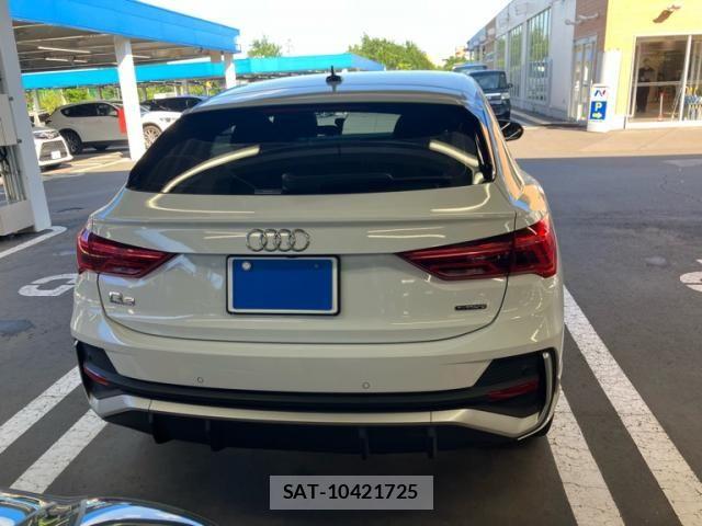 Audi Q3 2020-09 8244650-9