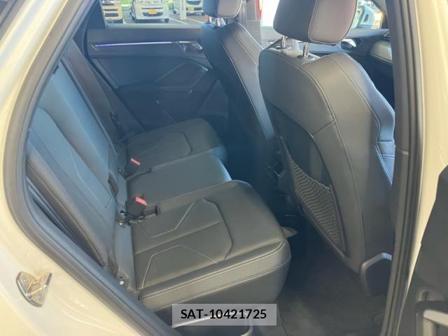 Audi Q3 2020-09 8244650-16