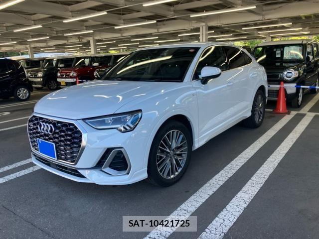 Audi Q3 2020-09 8244650-1