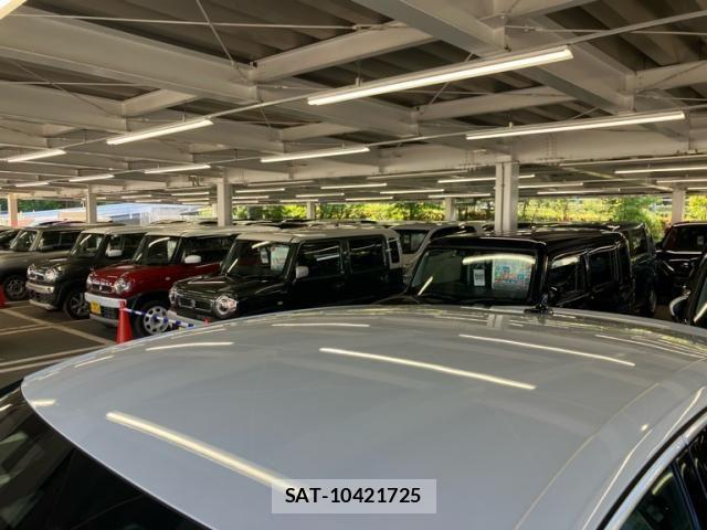 Audi Q3 2020-09 8244650-4