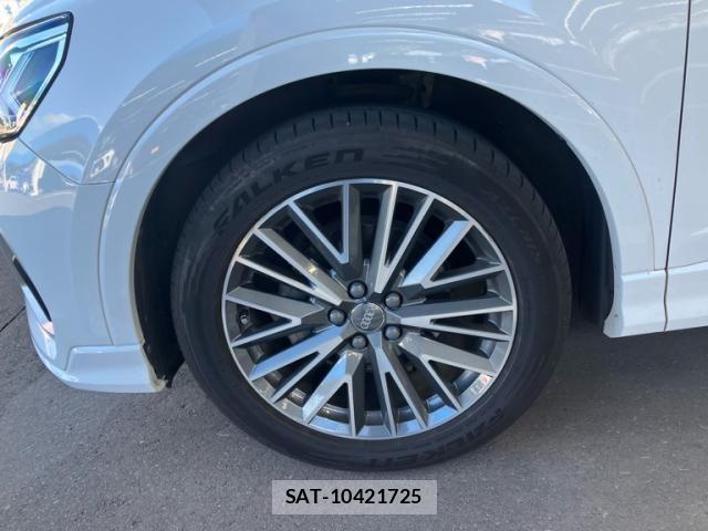 Audi Q3 2020-09 8244650-5