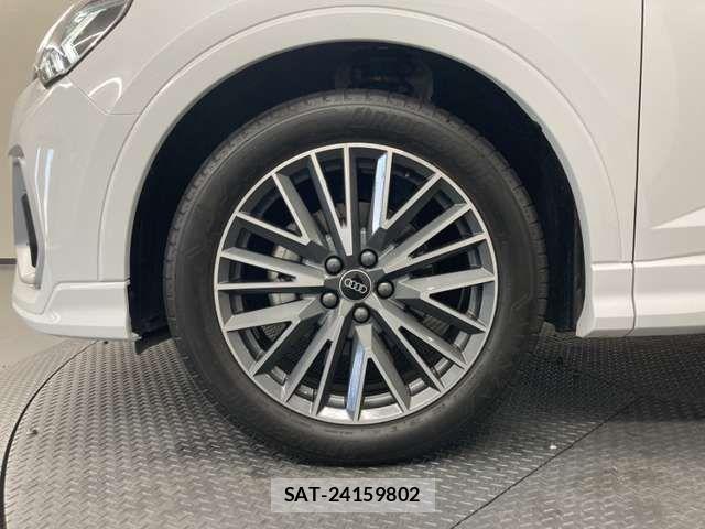 Audi Q3 2022-08 8313156-10