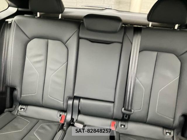 Audi Q3 2023-03 8313154-12