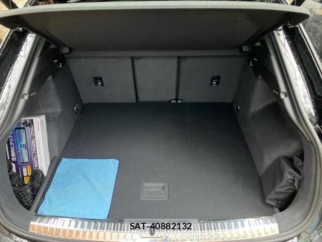 Audi Q3 2024-02 8334944-13