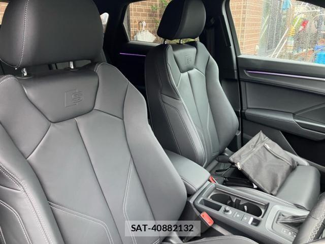 Audi Q3 2024-02 8334944-17