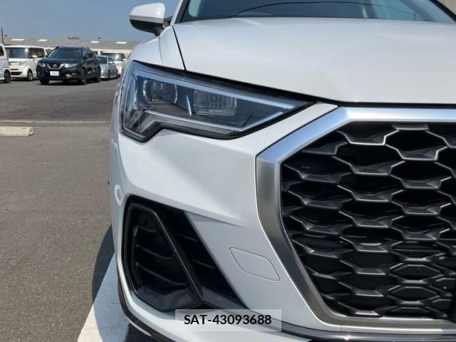 Audi Q3 2022-12 8334943-9