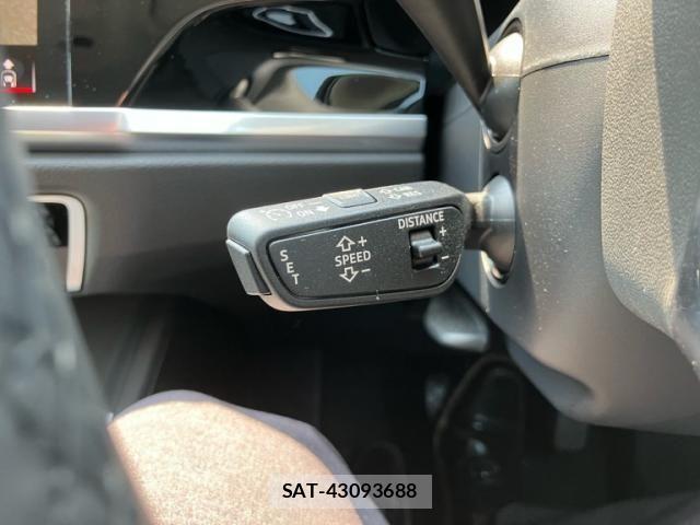 Audi Q3 2022-12 8334943-22