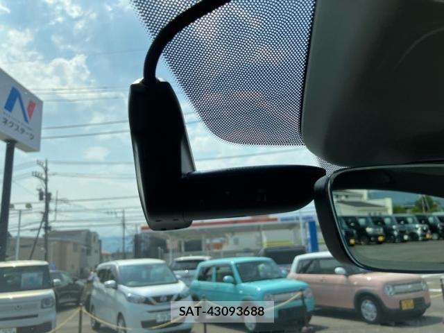 Audi Q3 2022-12 8334943-23