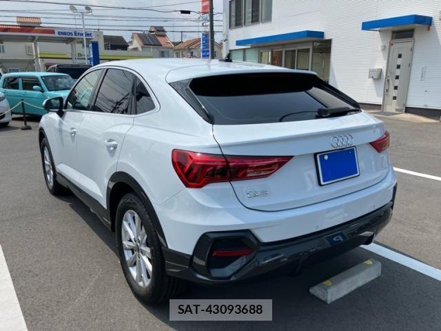 Audi Q3 2022-12 8334943-3