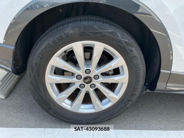 Audi Q3 2022-12 8334943-5