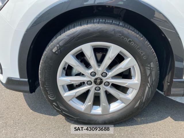 Audi Q3 2022-12 8334943-6